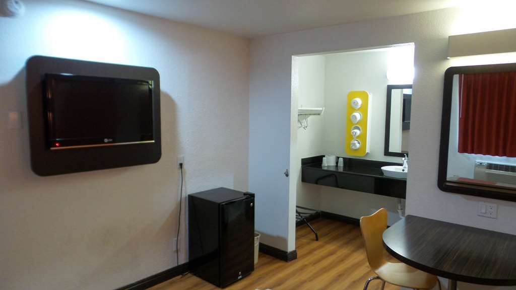 Motel 6 Ontario Airport Quarto foto